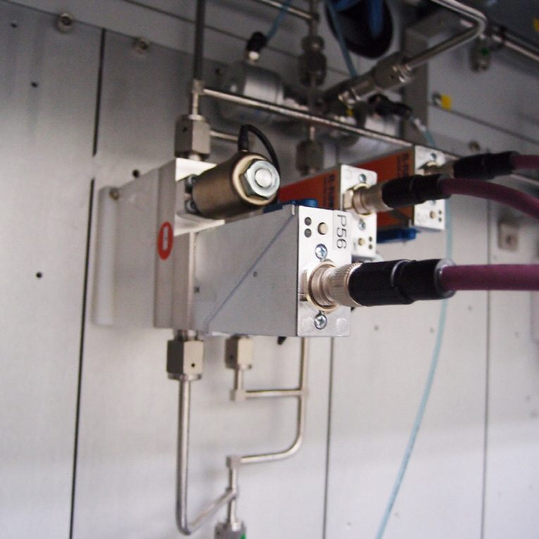 Aixtron G 4 HT MOCVD (Metal Organic Chemical Vapor Deposition)