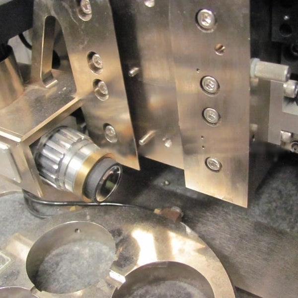 Bruker / Veeco Dimension 3000 AFM (Atomic Force Microscope)