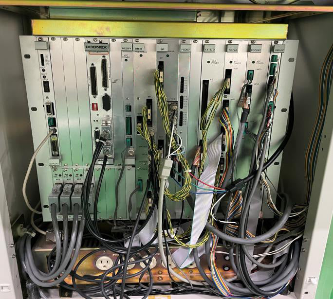 Hitachi S 8820 CD-SEM (Critical Dimension Scanning Electron Microscope)