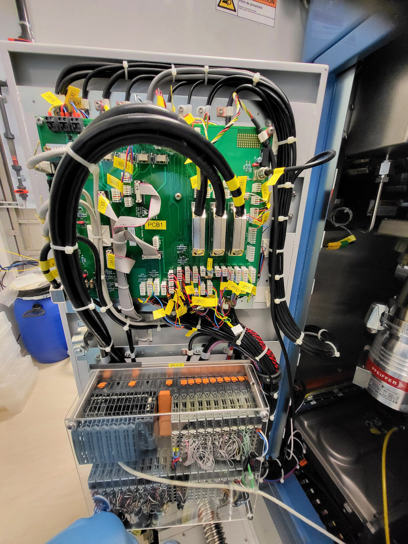Oxford Ionfab 300 Plus IBD / IBE Tool (Ion Beam Deposition / Ion Beam Etching)
