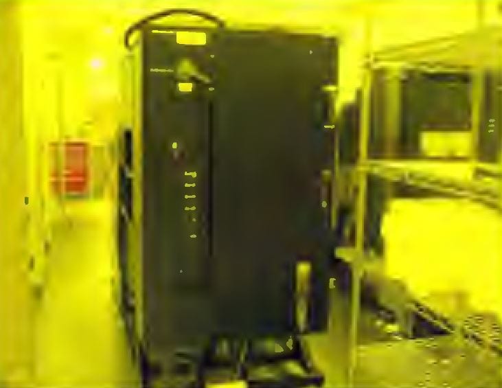 Applied Materials AKT 1600 PECVD (Plasma-Enhanced Chemical Vapor Deposition)