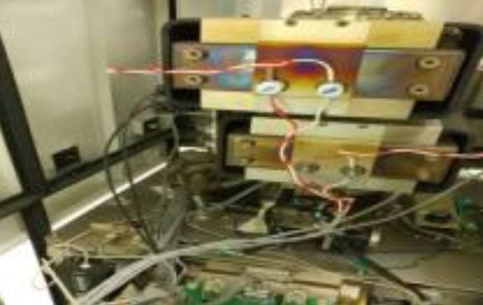 Hitachi S 8820 CD-SEM (Critical Dimension Scanning Electron Microscope)