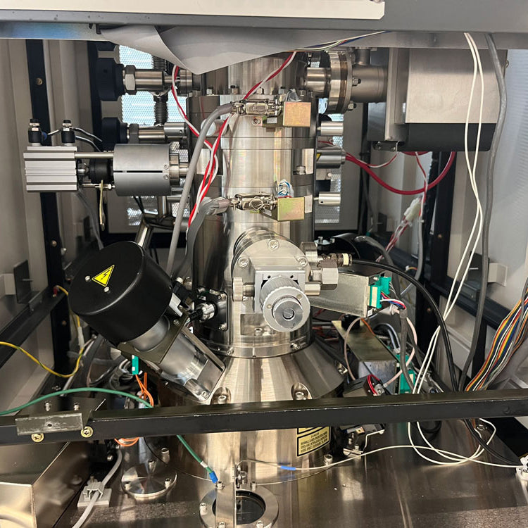 Hitachi S 8820 CD-SEM (Critical Dimension Scanning Electron Microscope)
