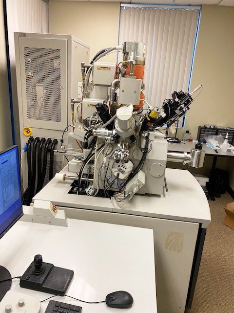 Thermo Fisher Scientific / FEI Helios NanoLab 400 FIB-SEM (Focused Ion Beam - Scanning Electron Microscope)