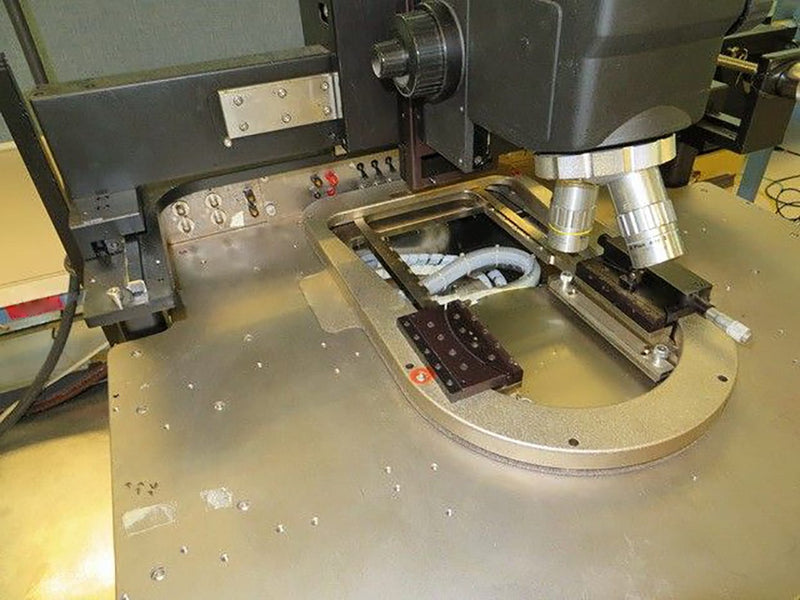 Cascade Microtech Summit 12000 Probe Station
