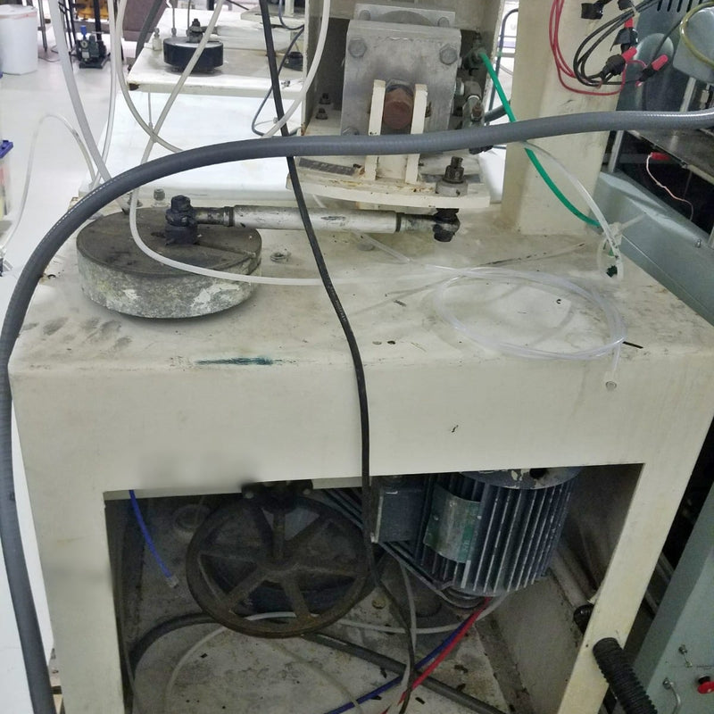 Strasbaugh 6 CA Polisher