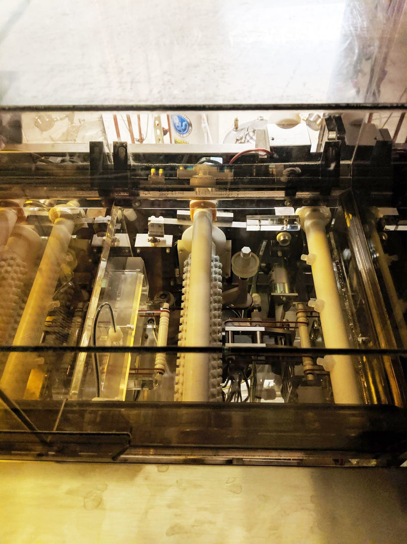 Ontrak DSS 200 Post CMP Scrubber (Chemical Mechanical Polisher)