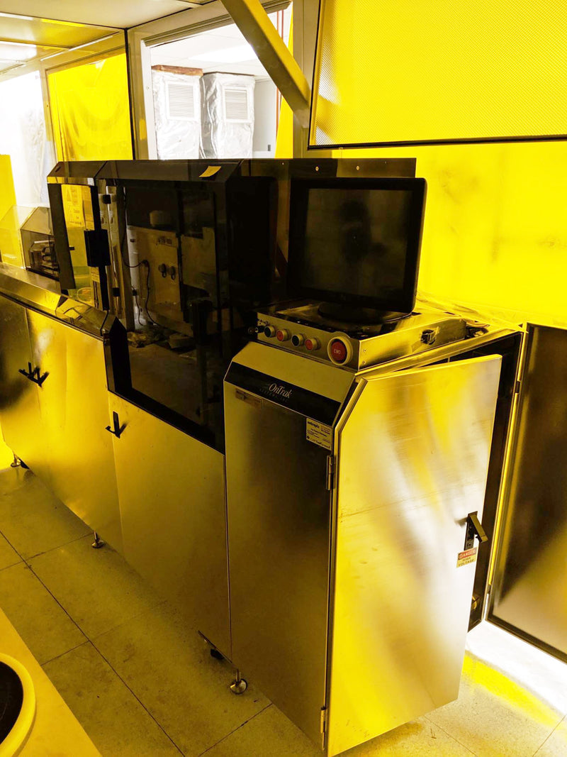 Ontrak DSS 200 Post CMP Scrubber (Chemical Mechanical Polisher)