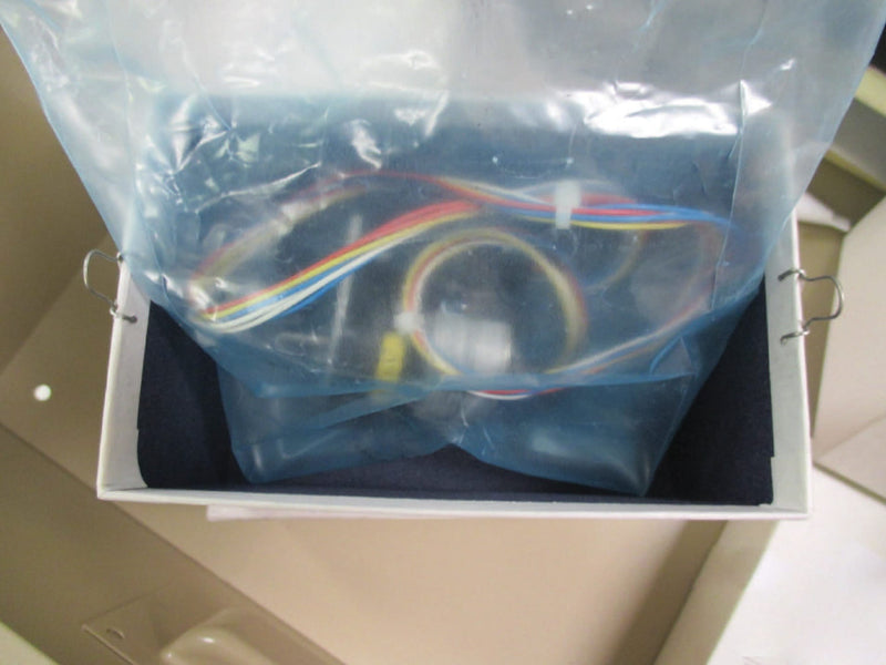 Perkin Elmer Lambda 9 Spectrometer