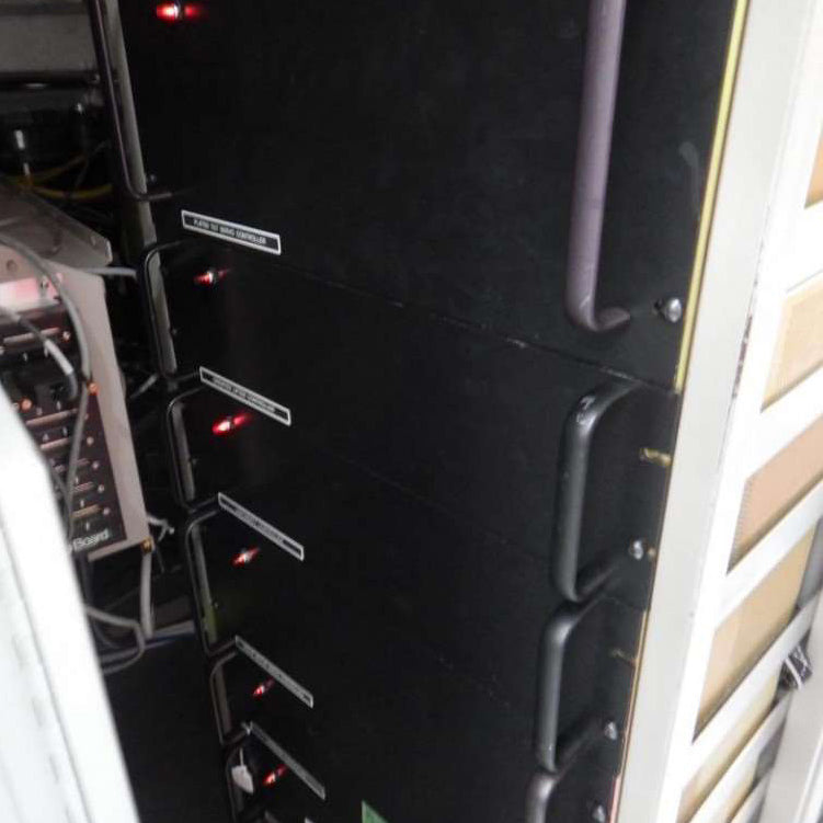 Varian E 220 HP Ion Implanter