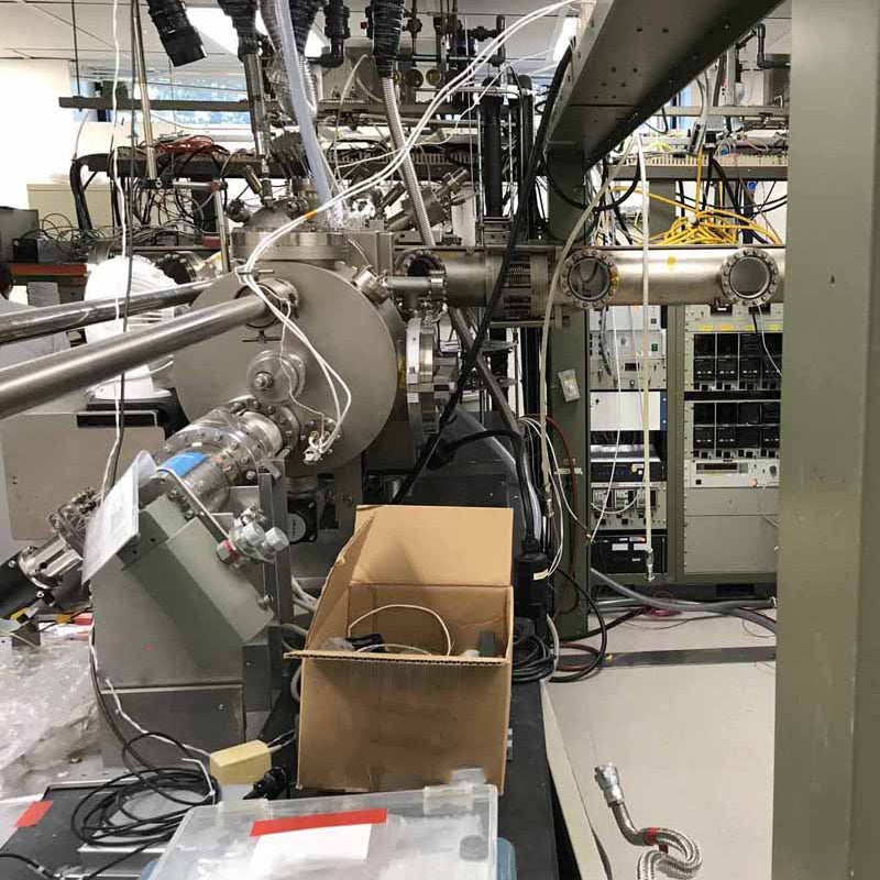 Veeco Gen II MBE Growth system