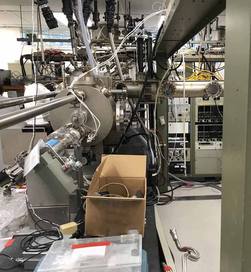 Veeco Gen II MBE Growth system