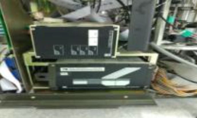 Hitachi S 8820 CD-SEM (Critical Dimension Scanning Electron Microscope)