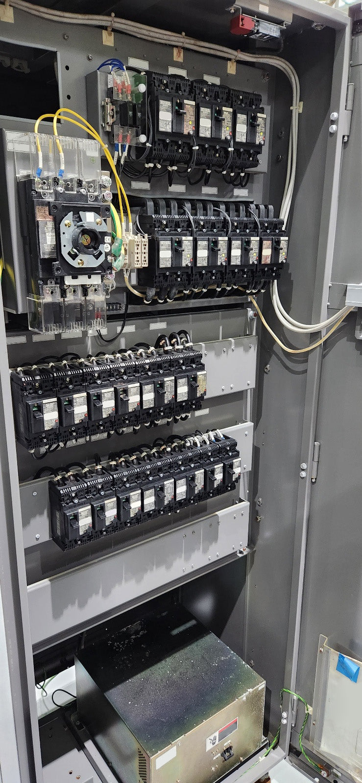 Tel Act 8 Coater / Developer
