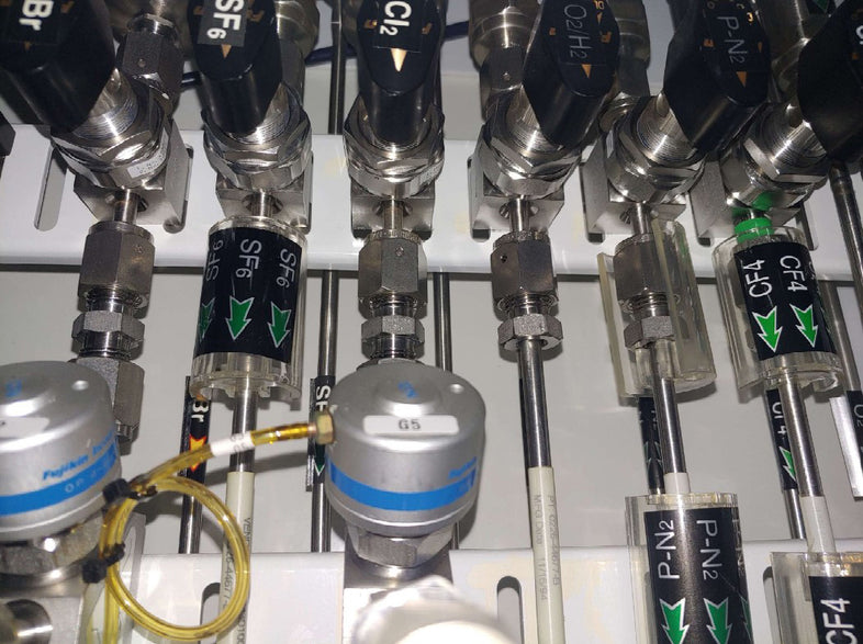Applied Materials P 5000 Etcher