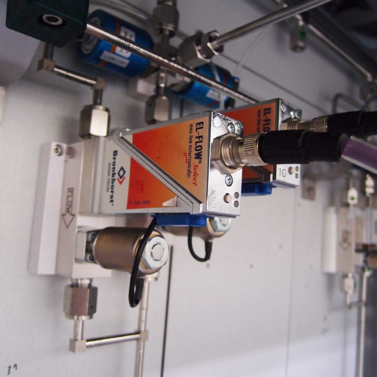 Aixtron G 4 HT MOCVD (Metal Organic Chemical Vapor Deposition)