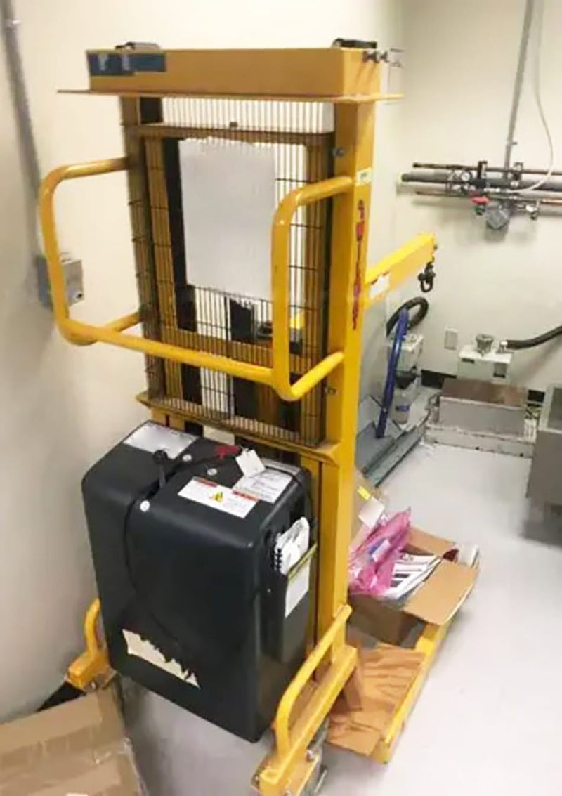 Jeol JEM 2010 F TEM (Transmission Electron Microscope)