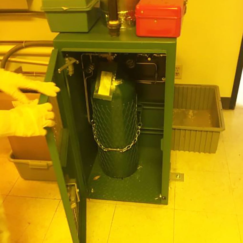 Plasmatherm 790 RIE-PECVD (Reactive Ion Etcher - Plasma-Enhanced Chemical Vapor Deposition)
