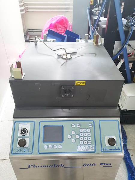 Oxford Plasmalab 800 Plus RIE (Reactive Ion Etcher)