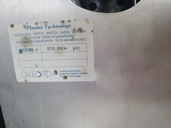 Oxford Plasmalab 800 Plus RIE (Reactive Ion Etcher)