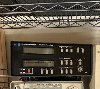 Newport 835 Optical Power Meter