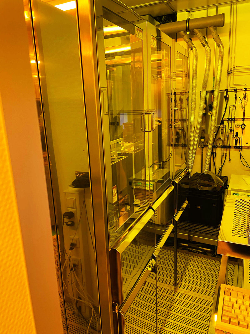 SUSS ACS 200 Coater / Developer