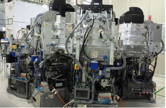 Applied Materials Endura CL PVD (Physical Vapor Deposition)