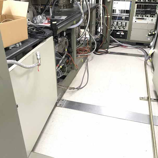 Veeco Gen II MBE Growth system