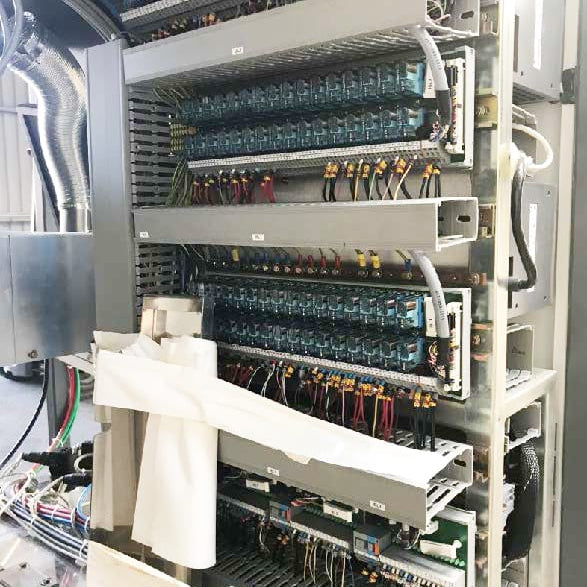 Pfeiffer / Alcatel Adixen AMS 200 SE Etcher