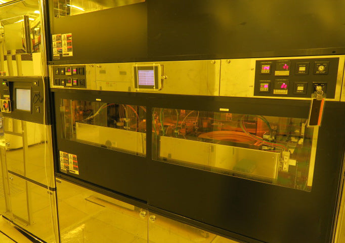 Tel Act 12 Coater / Developer