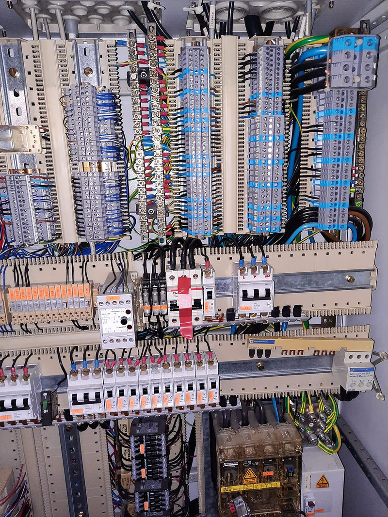 Oerlikon Balzers BAK 760 Batch Coating System