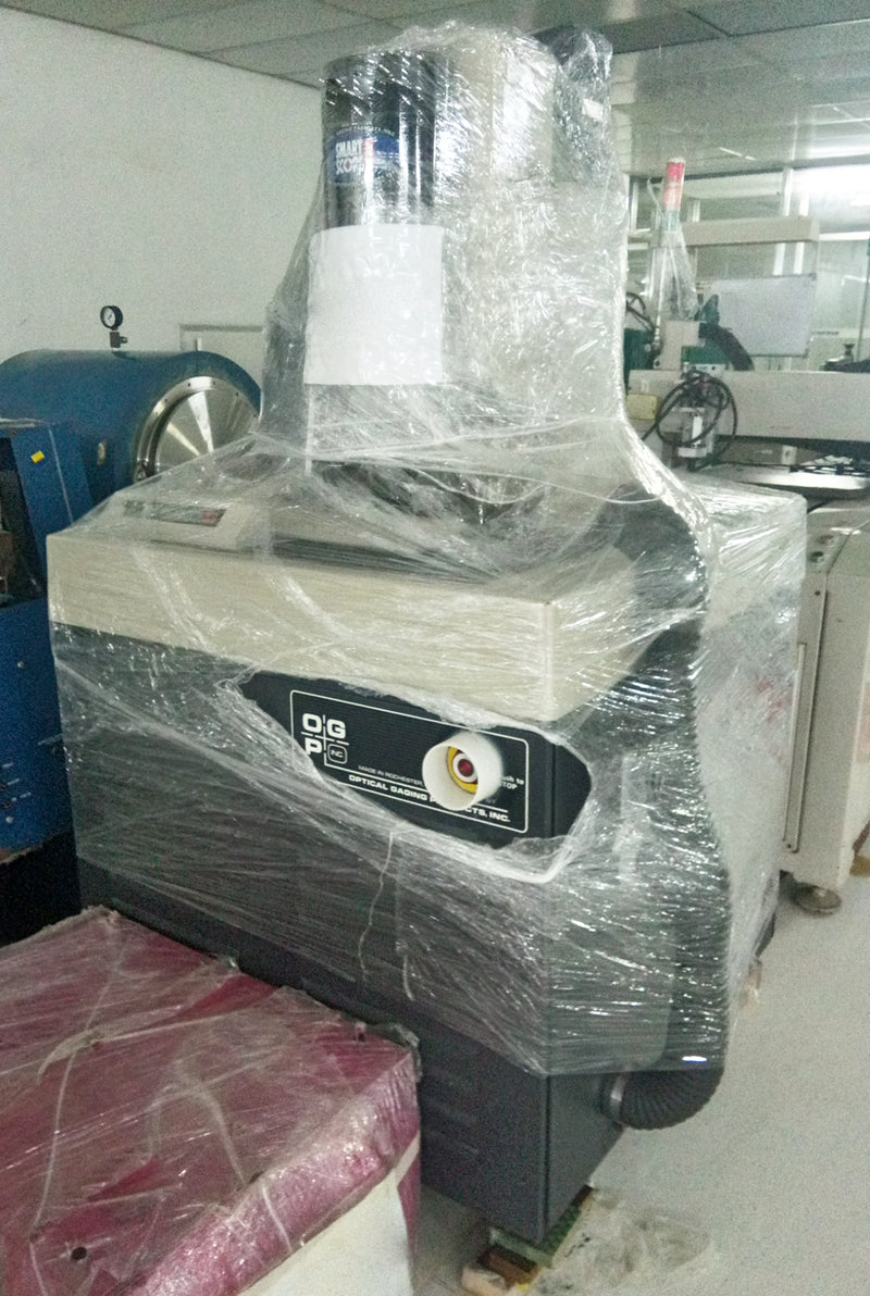 OGP (Optical Gaging Products) Avant 200 B&W