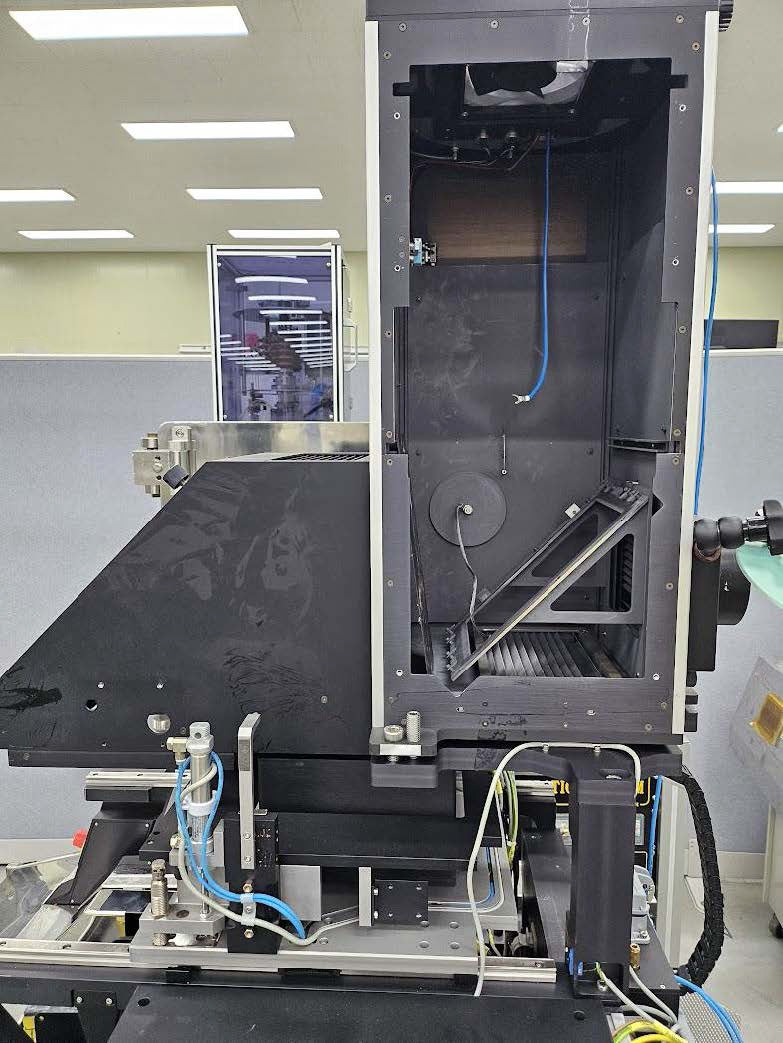 EVG 620 Mask Aligner