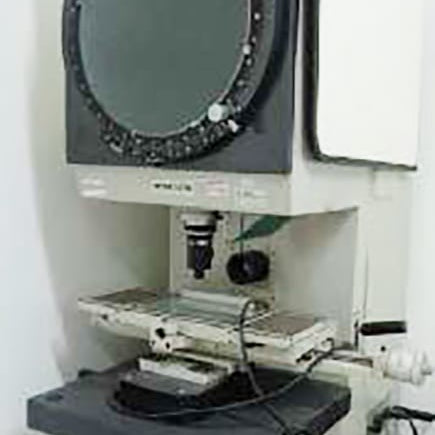 Mitutoyo PJ 300 Profile Projector