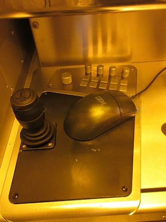 SUSS MA 8 / BA 8 Mask Aligner
