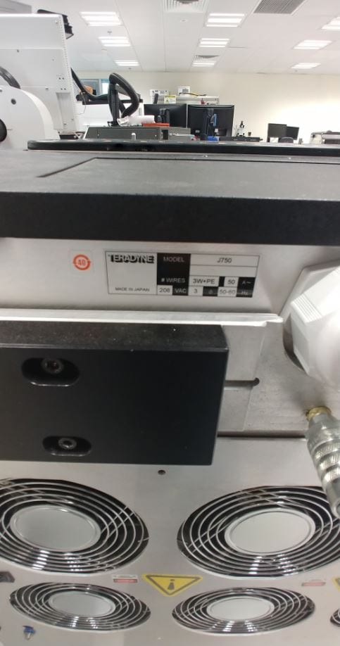 Teradyne J 750 Tester