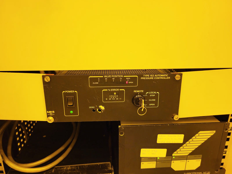 Oxford Plasmalab 800 Plus RIE (Reactive Ion Etcher)