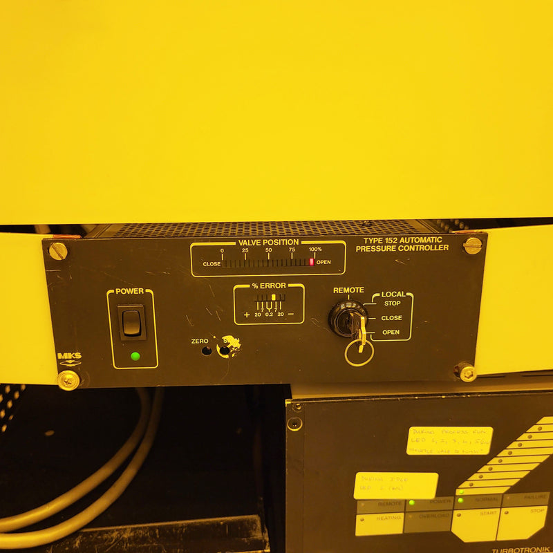 Oxford Plasmalab 800 Plus RIE (Reactive Ion Etcher)