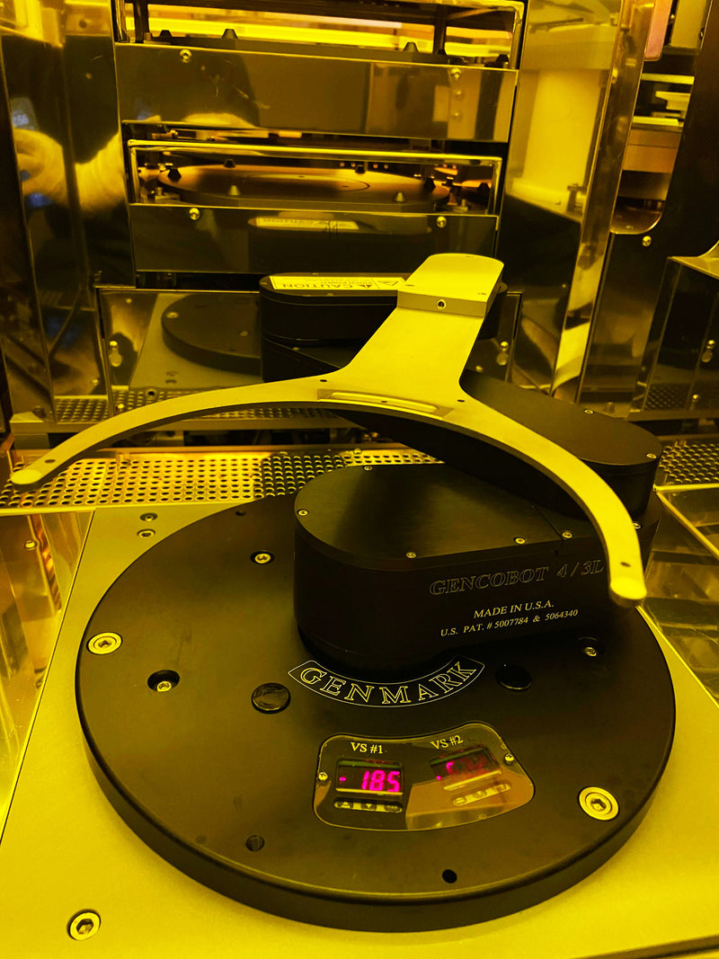 SUSS ACS 200 Coater / Developer