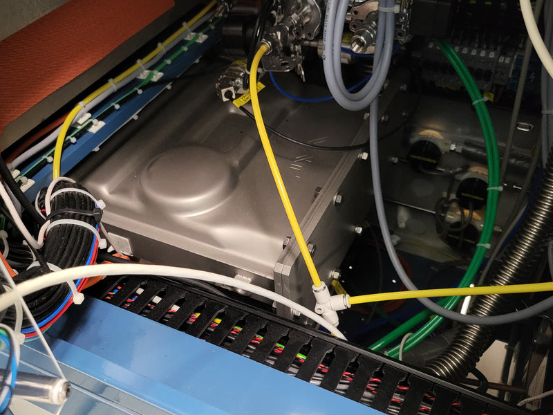 Oxford Ionfab 300 Plus IBD / IBE Tool (Ion Beam Deposition / Ion Beam Etching)