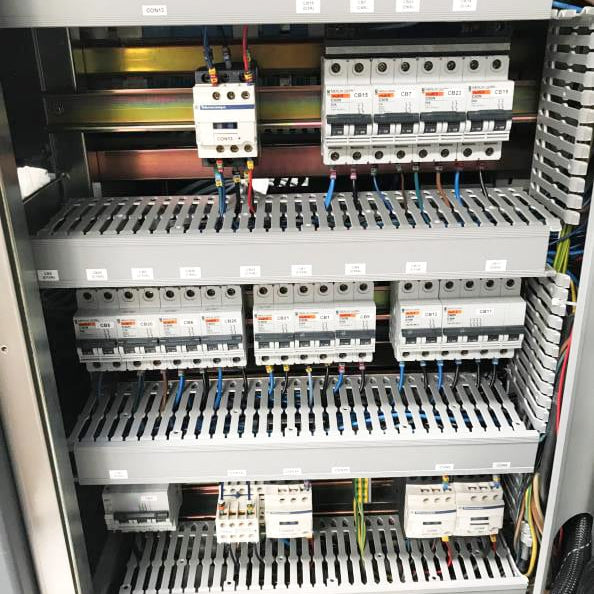 Pfeiffer / Alcatel Adixen AMS 200 SE Etcher