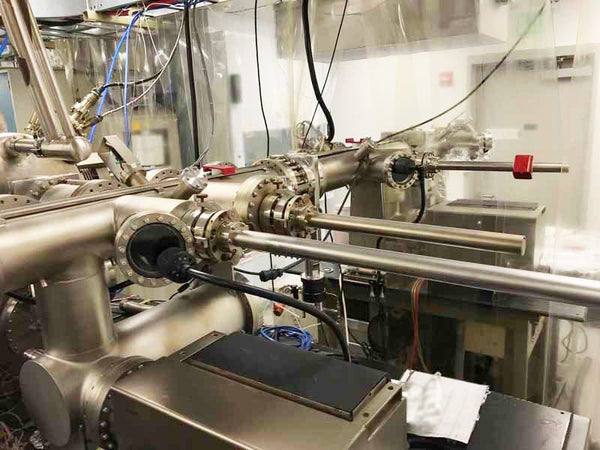 Veeco Gen II MBE Growth system