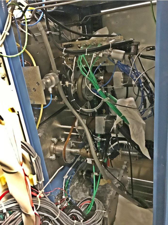 Oxford Ionfab 300 Plus IBD / IBE Tool (Ion Beam Deposition / Ion Beam Etching)