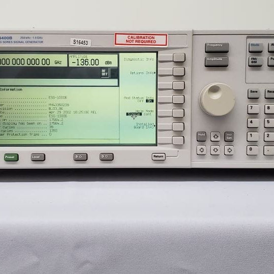 Agilent E 4400 B ESG Series Signal Generator