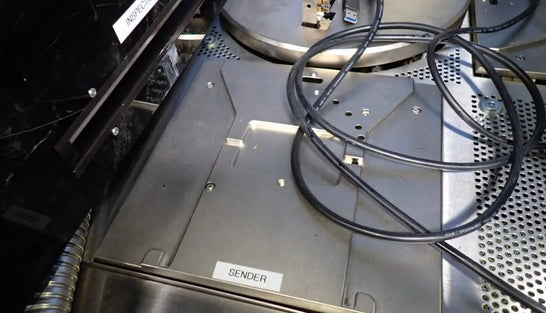 KLA Surfscan 7700 Particle Defect System