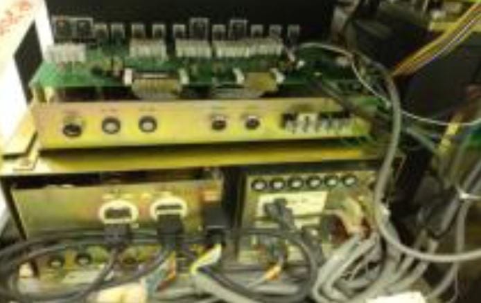 Hitachi S 8820 CD-SEM (Critical Dimension Scanning Electron Microscope)