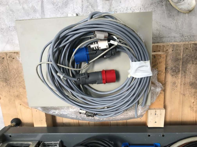 Pfeiffer / Alcatel Adixen AMS 200 SE Etcher