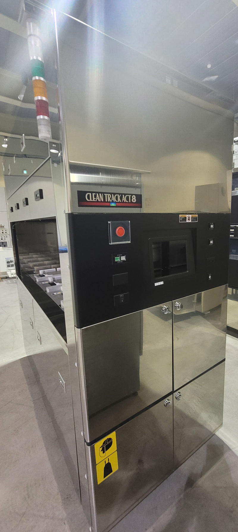 Tel Clean Track Act 8 Coater / Developer