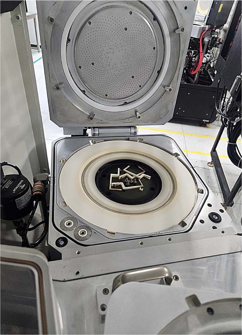 Applied Materials P 5000 PECVD (Plasma-Enhanced Chemical Vapor Deposition)