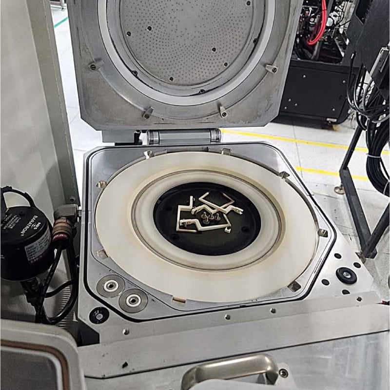 Applied Materials P 5000 PECVD (Plasma-Enhanced Chemical Vapor Deposition)